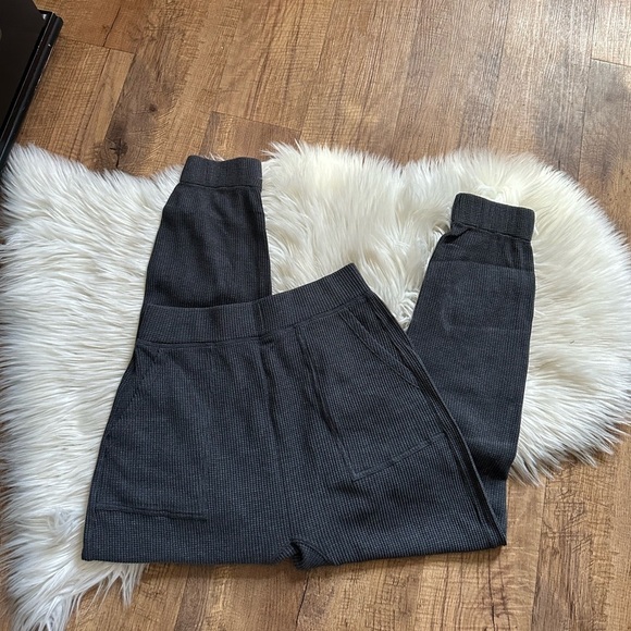 LUNYA Restore Thermal Draped Jogger In Mercurial Grey Heather - Picture 3 of 6